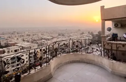 Apartment - 3 Bedrooms - 2 Bathrooms for sale in Ahmed Al Zomor St. - 10th District - Nasr City - Cairo