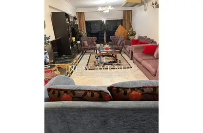 Apartment - 3 Bedrooms - 2 Bathrooms for sale in Makram Ebeid St. - 6th Zone - Nasr City - Cairo