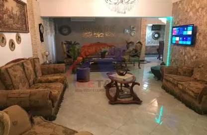 شقة - 3 غرف نوم - 2 حمامات للايجار في شارع حسني عثمان - حي السفارات - مدينة نصر - القاهرة