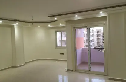 شقة - 3 غرف نوم - 2 حمامات للايجار في عمارات البنفسج - البنفسج - مدينة القاهرة الجديدة - القاهرة