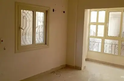Apartment - 3 Bedrooms - 2 Bathrooms for rent in Mohamed Naguib Axis - Abou El Houl - New Cairo City - Cairo