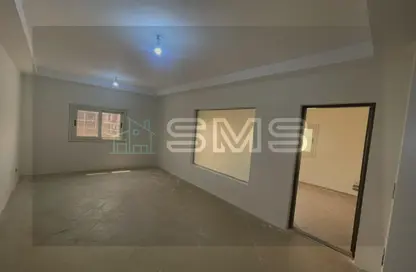 Apartment - 3 Bedrooms - 2 Bathrooms for rent in Orouba Axis - Area A - Ganoob El Acadimia - New Cairo City - Cairo