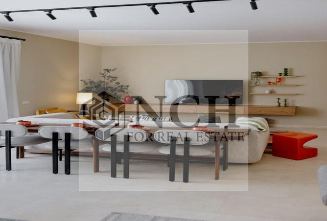 8193094 - Property Image 2