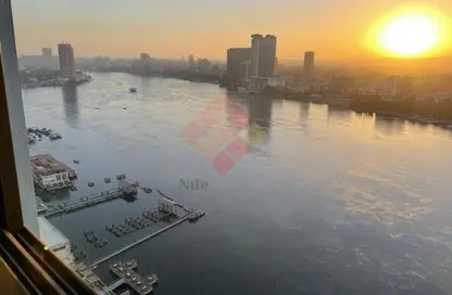 Apartment - 4 Bedrooms - 5 Bathrooms for sale in Nile Corniche St. - Garden City - Cairo