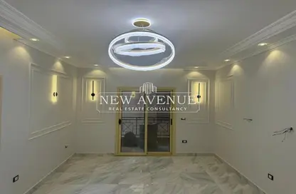 Apartment - 3 Bedrooms - 2 Bathrooms for sale in North Lotus - El Lotus - New Cairo City - Cairo
