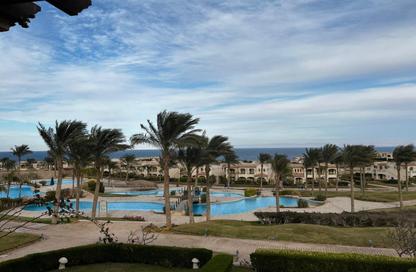 Chalet - 2 Bedrooms - 2 Bathrooms for sale in La Vista 6 - La Vista - Al Ain Al Sokhna - Suez