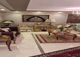 شقة - 3 غرف نوم - 2 حمامات للبيع في شارع حموده محمود - المنطقة الثامنة - مدينة نصر - القاهرة