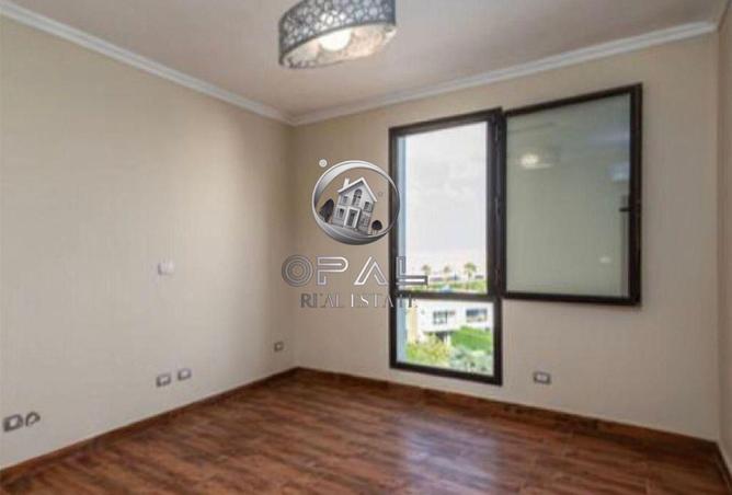 8352421 - Property Image 2