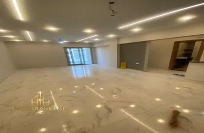 شقة - 2 غرف نوم - 2 حمامات للبيع في جاليريا  مون فالى - المستثمرين الجنوبية - مدينة القاهرة الجديدة - القاهرة