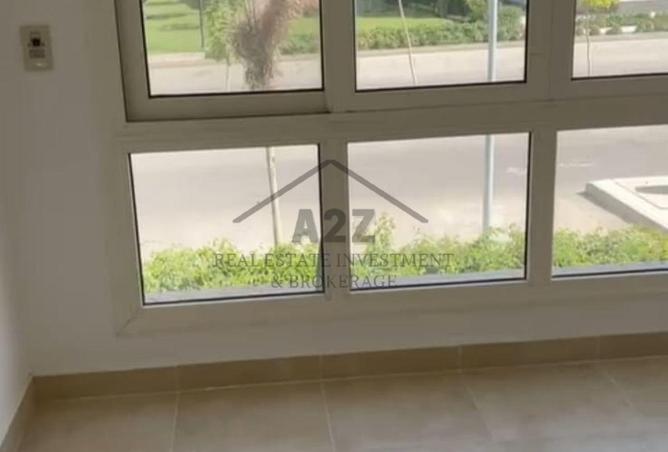 8274866 - Property Image 2