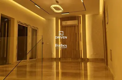 فيلا - 6 غرف نوم - 5 حمامات للبيع في زايد ديونز - الحي السادس - الشيخ زايد - الجيزة فيلا - 6 غرف نوم - 5 حمامات للبيع في زايد ديونز - الحي السادس - الشيخ زايد - الجيزة