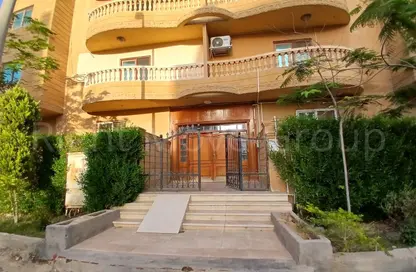 Apartment - 3 Bedrooms - 2 Bathrooms for sale in Ard Al Mokhabarat - Hadayek October - 6 October City - Giza