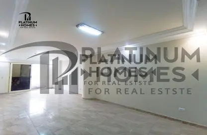 Apartment - 2 Bedrooms - 1 Bathroom for sale in Sporting - Hay Sharq - Alexandria