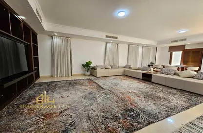 فيلا - 4 غرف نوم - 5 حمامات للايجار في ميفيدا - كمبوندات التجمع الخامس - التجمع الخامس - مدينة القاهرة الجديدة - القاهرة