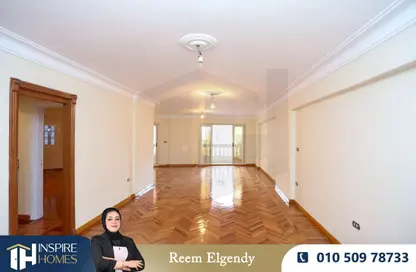 Apartment - 3 Bedrooms - 2 Bathrooms for sale in Smouha - Hay Sharq - Alexandria