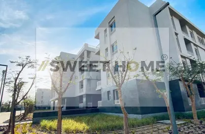 Apartment - 2 Bedrooms - 2 Bathrooms for sale in W Signature By Waterway - South Investors Area - New Cairo City - Cairo