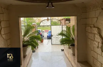 Apartment - 3 Bedrooms - 2 Bathrooms for sale in The 1st Settlement - New Cairo City - Cairo