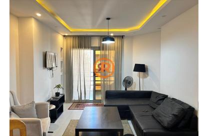 Apartment - 3 Bedrooms - 2 Bathrooms for sale in Al Hadaba Al Wosta - Mokattam - Cairo