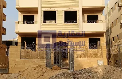 بناية كاملة - 8 غرف نوم - 8 حمامات للبيع في التوسعات الشمالية - مدينة 6 أكتوبر - الجيزة