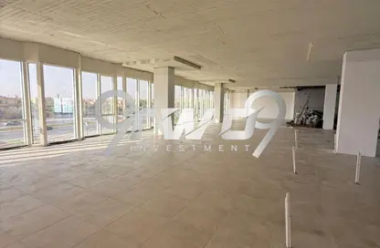 مساحات مكتبية - استوديو - 2 حمامات للايجار في فى90 - شارع التسعين الشمالي - التجمع الخامس - مدينة القاهرة الجديدة - القاهرة