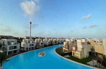 Chalet - 2 Bedrooms - 2 Bathrooms for sale in Almaza Bay - Qesm Marsa Matrouh - North Coast