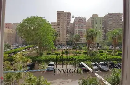 Apartment - 3 Bedrooms - 2 Bathrooms for sale in Al Sheikh Ahmed Elsawy St. - 6th Zone - Nasr City - Cairo