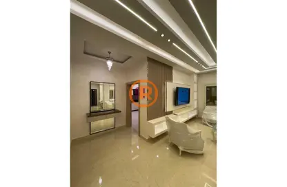 فيلا - 5 غرف نوم - 5 حمامات للبيع في جولدن جيت - شارع التسعين الجنوبي - التجمع الخامس - مدينة القاهرة الجديدة - القاهرة