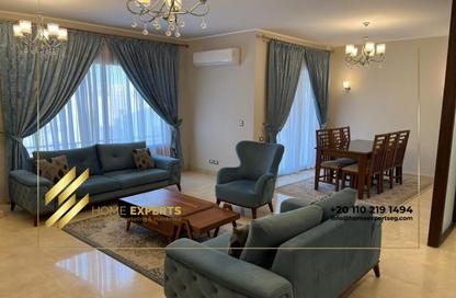 شقة - 2 غرف نوم - 2 حمامات للايجار في فيلدج جيت - المستثمرين الجنوبية - مدينة القاهرة الجديدة - القاهرة