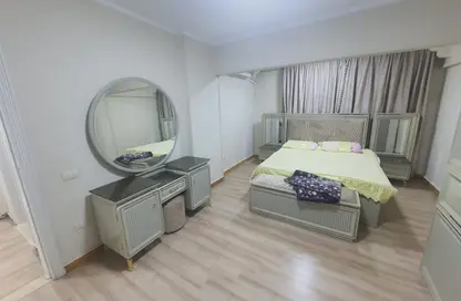 Apartment - 3 Bedrooms - 2 Bathrooms for sale in Makram Ebeid St. - 6th Zone - Nasr City - Cairo