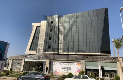 Office Space - Studio - 1 Bathroom for rent in Concord Plaza - South Investors Area - New Cairo City - Cairo