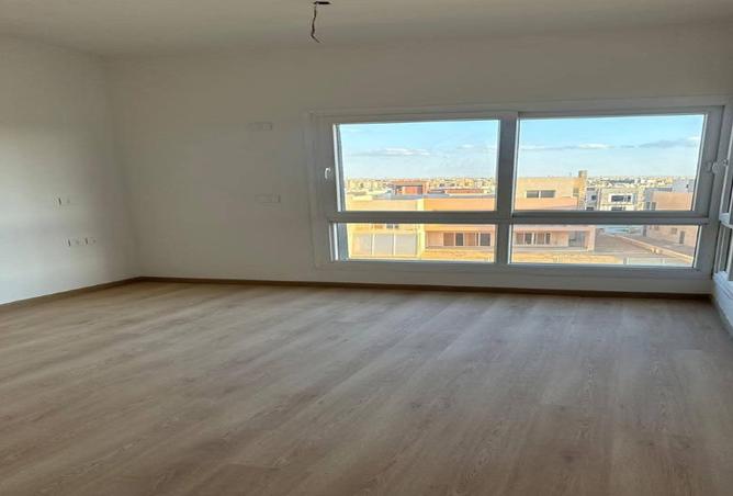 8384118 - Property Image 3