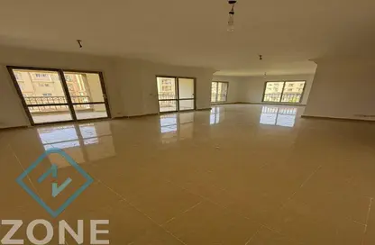 Apartment - 3 Bedrooms - 3 Bathrooms for sale in Privado - Madinaty - Cairo