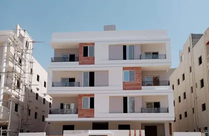 Apartment - 2 Bedrooms - 2 Bathrooms for sale in Al Narges 2 - Al Narges - New Cairo City - Cairo