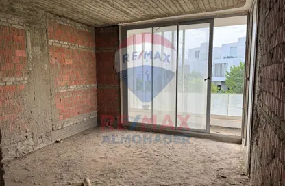 فيلا - 4 غرف نوم - 5 حمامات للبيع في جولز - طريق مصر اسكندرية الصحراوي - مدينة 6 أكتوبر - الجيزة