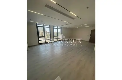 Office Space - Studio - 1 Bathroom for rent in District 5 - 5th Settlement Compounds - The 5th Settlement - New Cairo City - Cairo