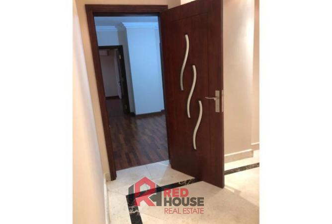 8451851 - Property Image 2