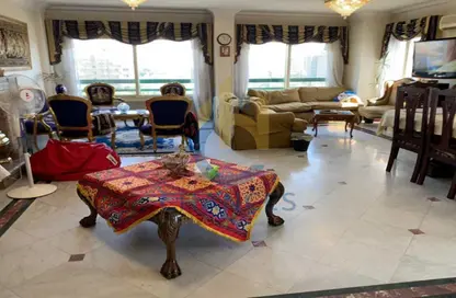 Apartment - 3 Bedrooms - 2 Bathrooms for sale in Al Nasr St. - El Laselky - New Maadi - Hay El Maadi - Cairo