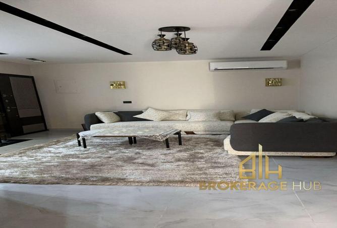 7896373 - صورة العقار 3