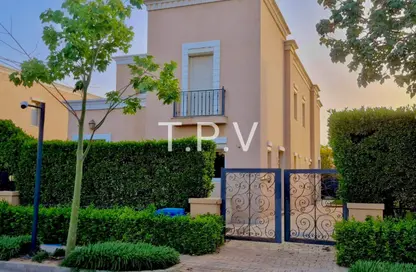 Villa - 3 Bedrooms - 5 Bathrooms for sale in Mivida - 5th Settlement Compounds - The 5th Settlement - New Cairo City - Cairo