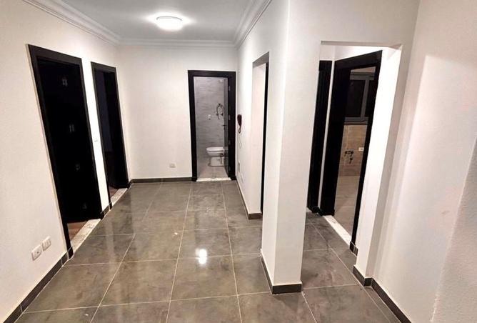8143365 - Property Image 2