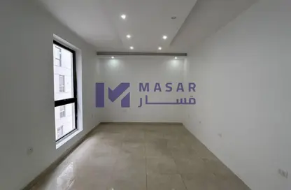 مساحات مكتبية - استوديو - 1 حمام للايجار في وان قطامية - كمبوندات القطامية - القطامية - مدينة القاهرة الجديدة - القاهرة
