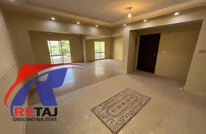 Apartment - 3 Bedrooms - 2 Bathrooms for sale in Mohamed Hassanein Heikal St. - 6th Zone - Nasr City - Cairo