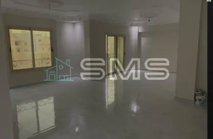 Apartment - 3 Bedrooms - 2 Bathrooms for rent in Zizinia St. - South Investors Area - New Cairo City - Cairo