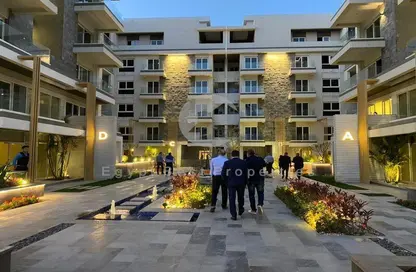 Apartment - 3 Bedrooms - 2 Bathrooms for sale in Mountain View iCity - 5th Settlement Compounds - The 5th Settlement - New Cairo City - Cairo