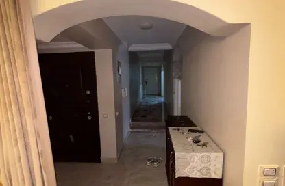Apartment - 4 Bedrooms - 2 Bathrooms for sale in Makram Ebeid St. - 6th Zone - Nasr City - Cairo