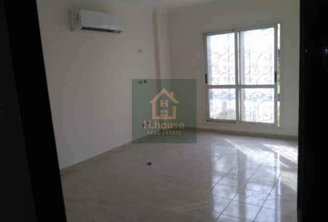 8141032 - Property Image 2