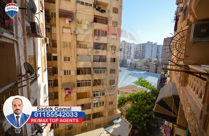 Apartment - 3 Bedrooms - 2 Bathrooms for sale in Suez Canal Road - El Shatby - Hay Wasat - Alexandria