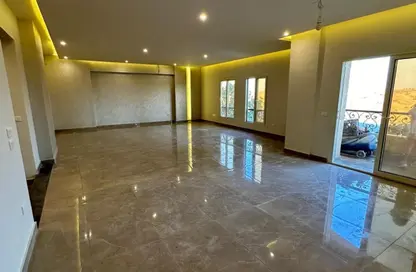 Apartment - 3 Bedrooms - 2 Bathrooms for rent in South Investors Area - New Cairo City - Cairo