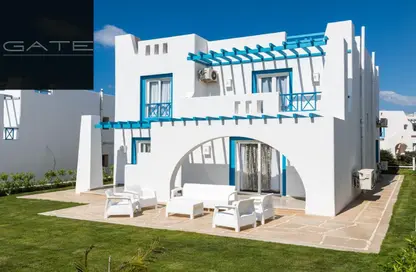 Chalet - 3 Bedrooms - 2 Bathrooms for sale in Mountain View - Ras Al Hekma - North Coast