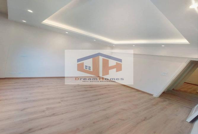 8404306 - Property Image 3